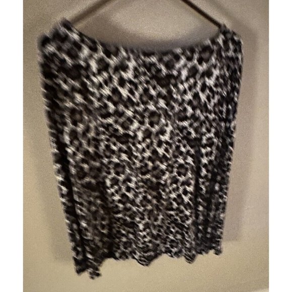 Mario Serrani Shirt Medium Women's Crew Neck Top Long Sleeve Leopard Print Brown - Picture 2 of 9